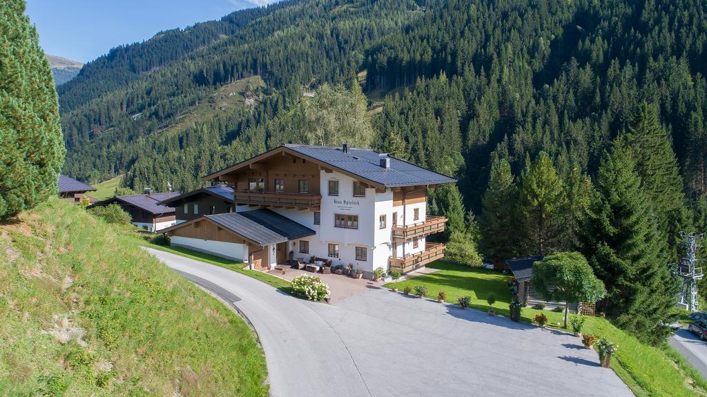 Haus Spieleck Bed & Breakfast Saalbach-Hinterglemm Luaran gambar