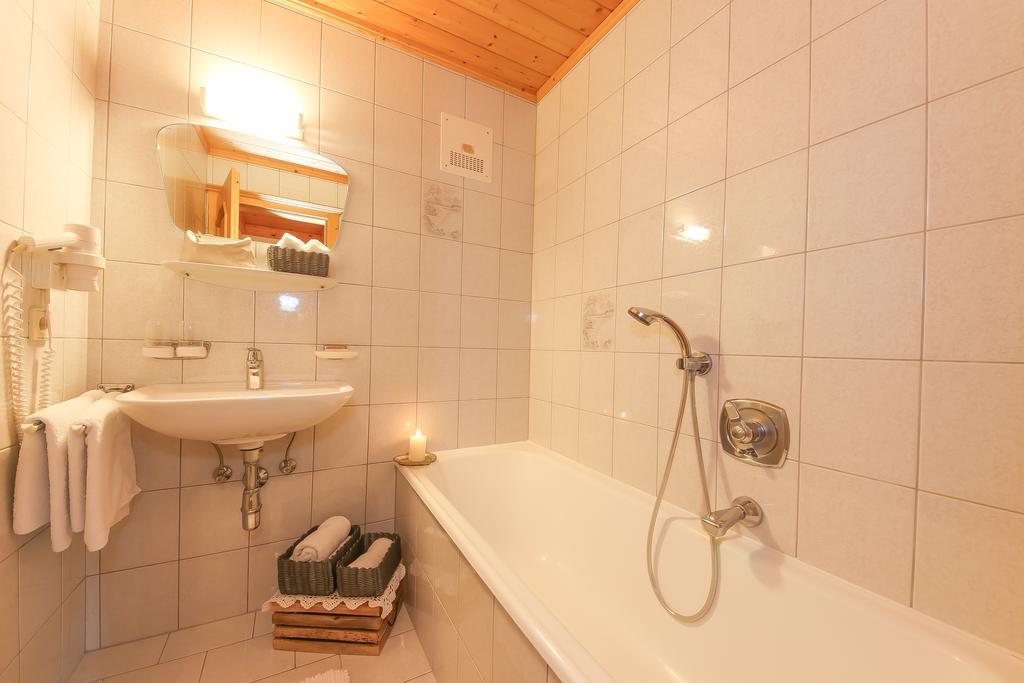 Haus Spieleck Bed & Breakfast Saalbach-Hinterglemm Luaran gambar