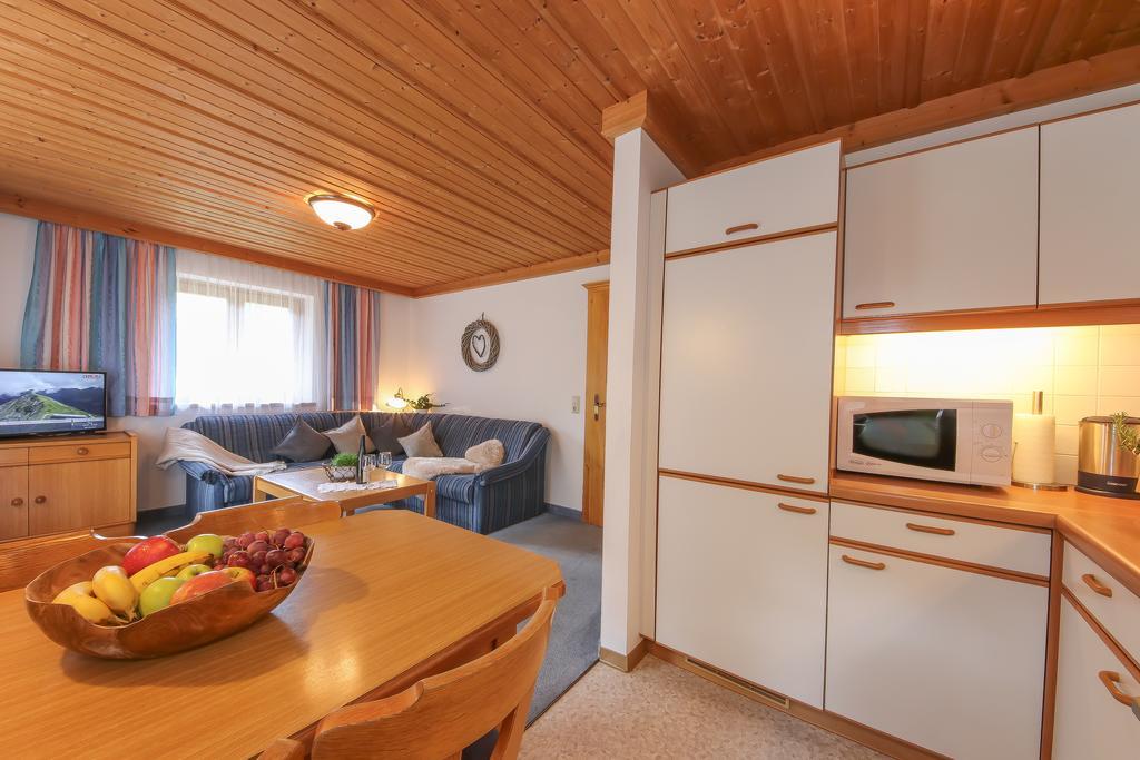 Haus Spieleck Bed & Breakfast Saalbach-Hinterglemm Luaran gambar